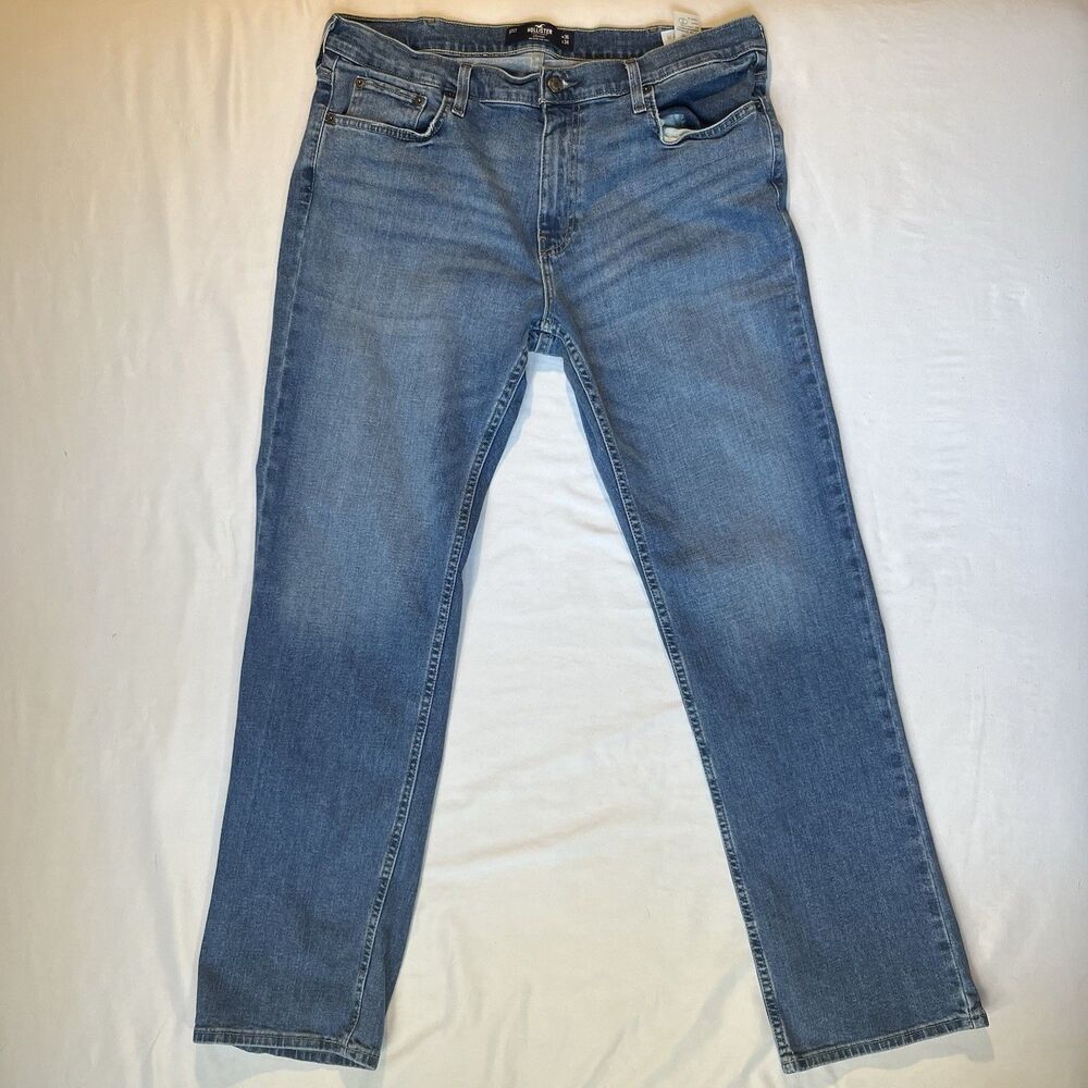 Hollister Epic Flex Straight Jeans Mens 36x33 (36x34 Tag) Medium Wash Blue Denim